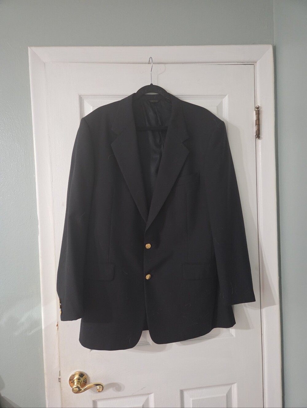 Hickey Freeman Coveted Bobby Jones Collection Black Blazer with Gold Buttons.44L